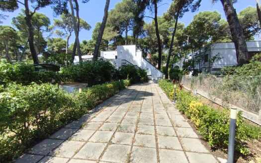 Castellaneta Marina – Abitazione al primo piano con giardino pertinenziale