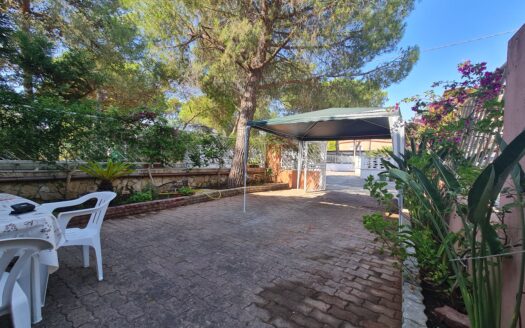 Chiatona – Vendita Villetta con giardino