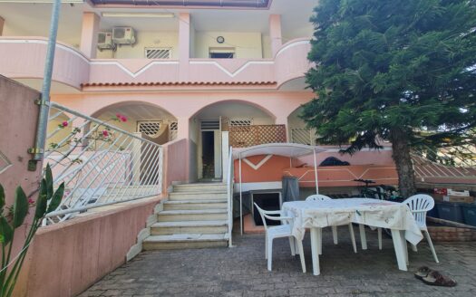 Chiatona – Vendita Villetta con giardino